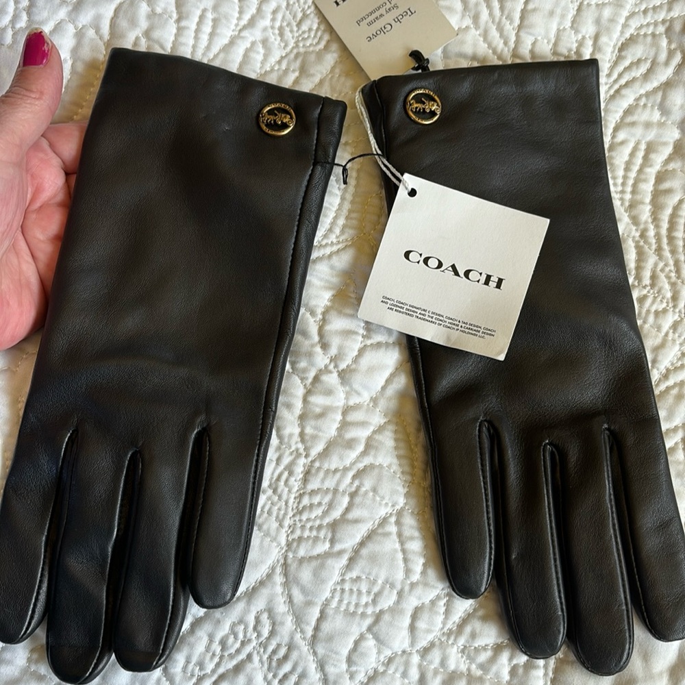New black  Coach leather gloves